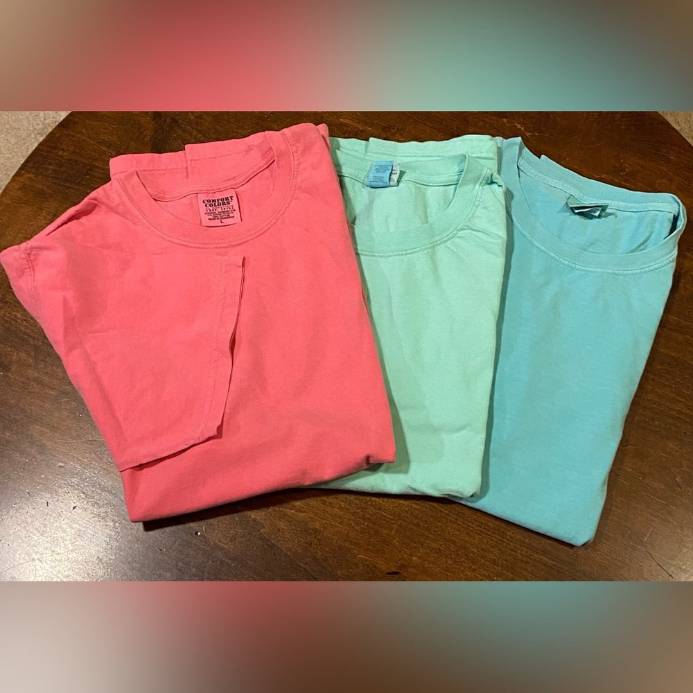 Adult L T-Shirts